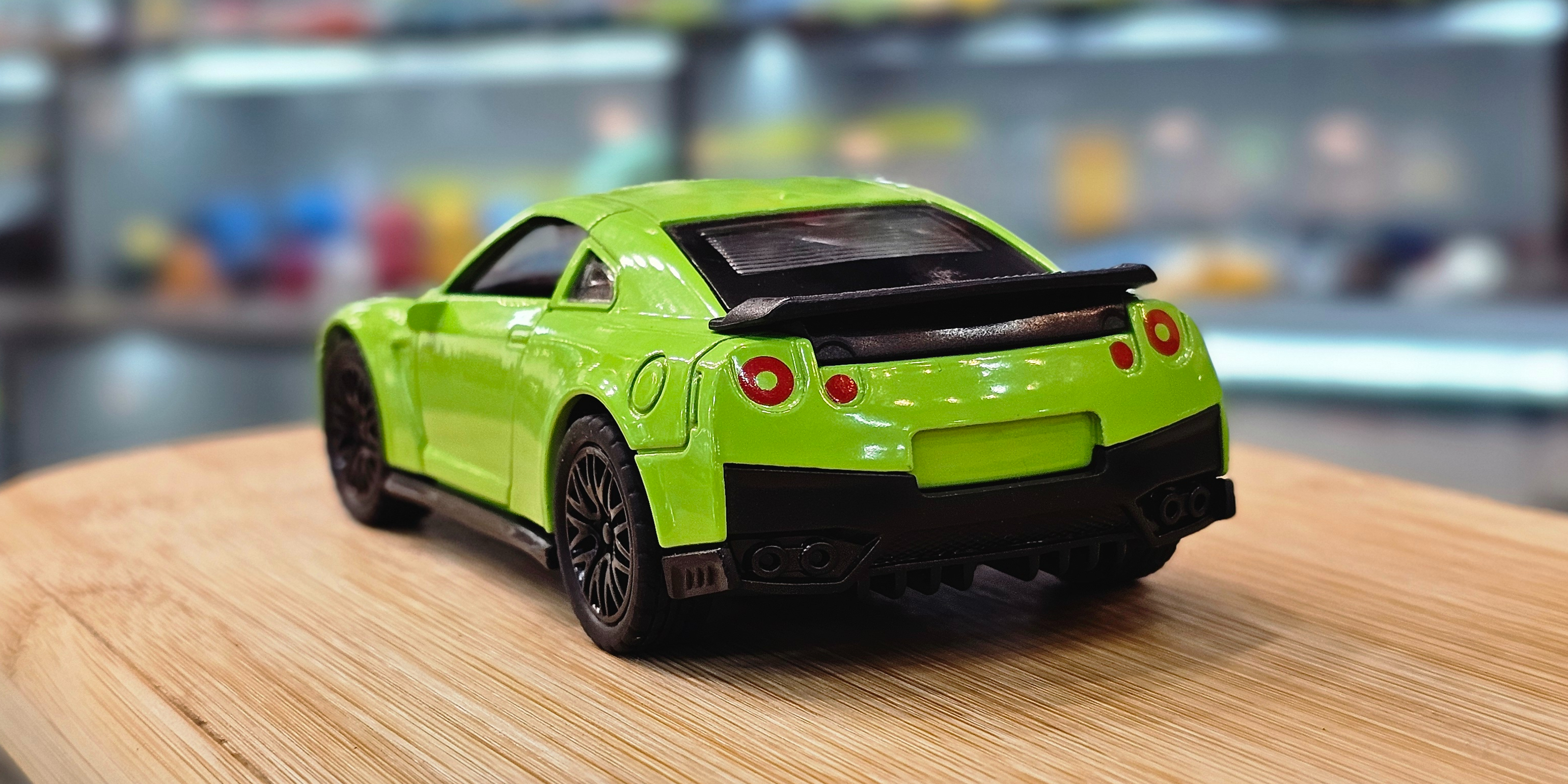 ماکت ماشین فلزی نیسان جی تی ار GTR