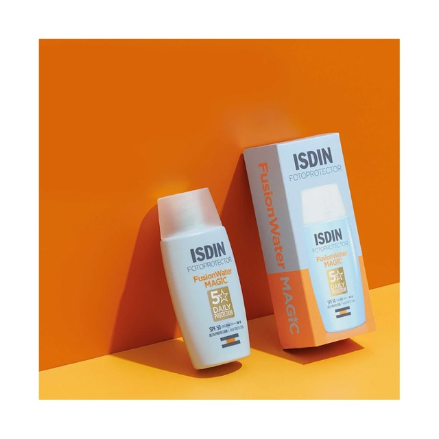 ضد آفتاب بی رنگ مجیک فیوژن واتر spf50 ایزدین