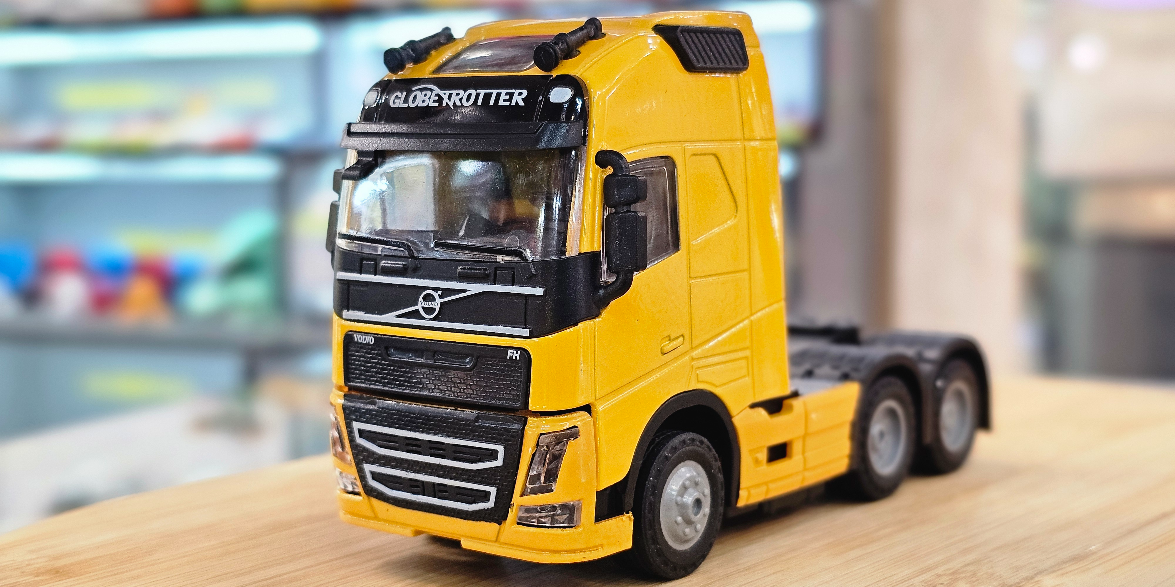 تریلی دو محور ولوو VOLVO